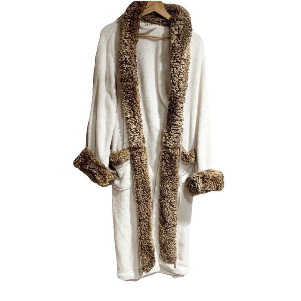 Pottery Barn Robe Ivory Ombré Plush Faux Fur‎ Trim Hooded Spa Bath Medium cozy